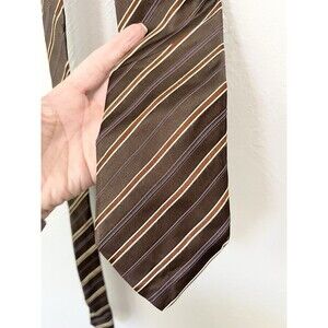 HUGO BOSS NWOT - 100% SILK DIAGONAL STRIPED - TIE Brown Made In Italy